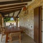 Villa Spacious Country With Private Pool