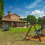 Spacious Country With Private Pool Villa *
