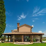 Spacious Country With Private Pool Villa *