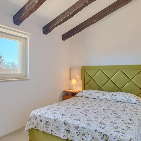 Spacious Country With Private Pool Villa Tar-Vabriga