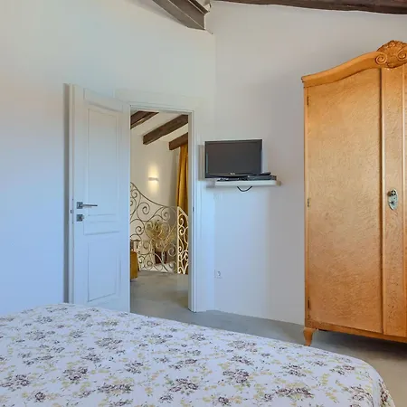 Spacious Country With Private Pool * Tar-Vabriga