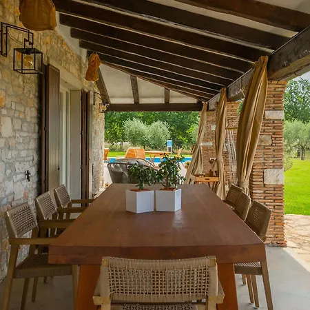 Spacious Country With Private Pool Villa Tar-Vabriga