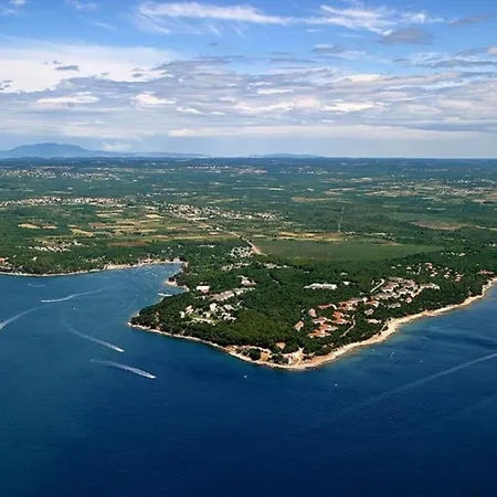 Spacious Country With Private Pool