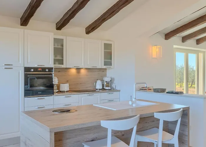 Spacious Country With Private Pool * Tar-Vabriga