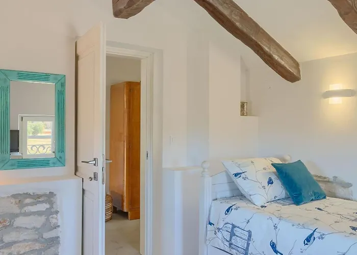 Spacious Country With Private Pool