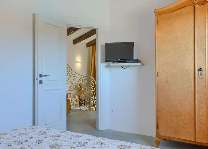 Spacious Country With Private Pool * Tar-Vabriga