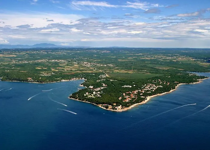 Spacious Country With Private Pool